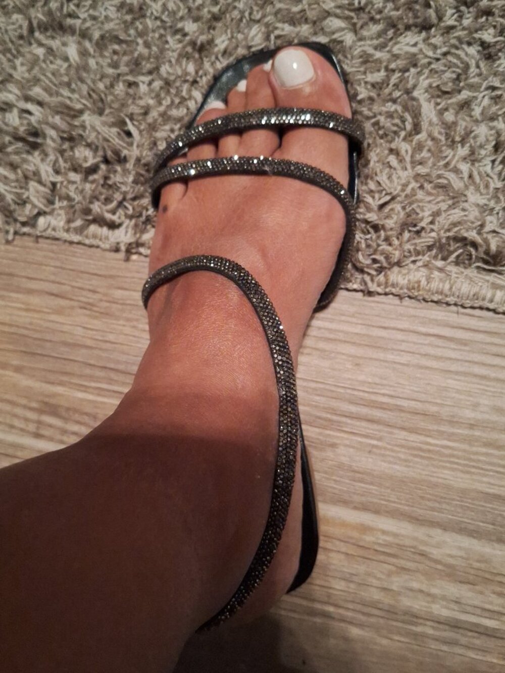 Pretty flat black sandals